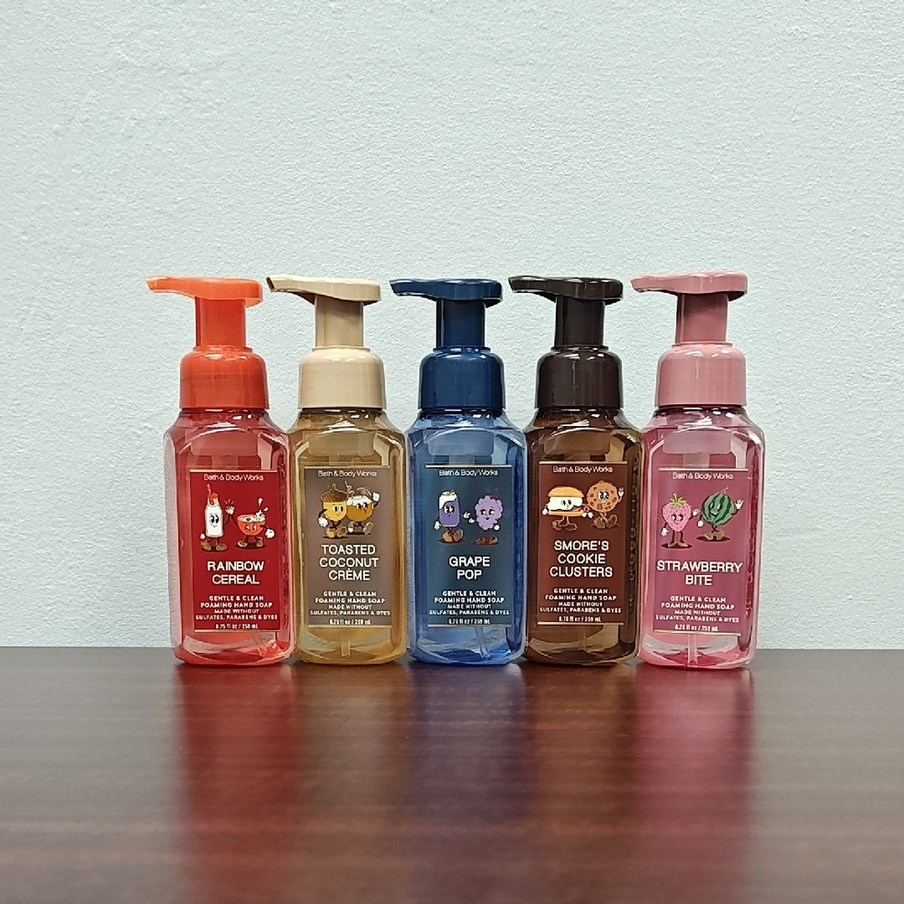 Bath & Body Works 5 Piece "SWEET TREATS" Foaming Hand Soap Bundle